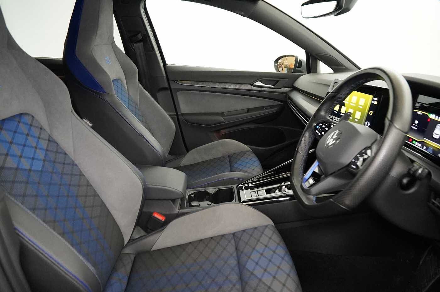 Volkswagen Golf R MK8 2.0 TSI 4Motion 320PS DSG 5 Dr