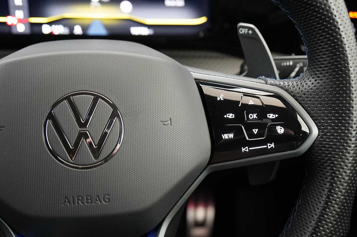 Volkswagen Golf R MK8 2.0 TSI 4Motion 320PS DSG 5 Dr