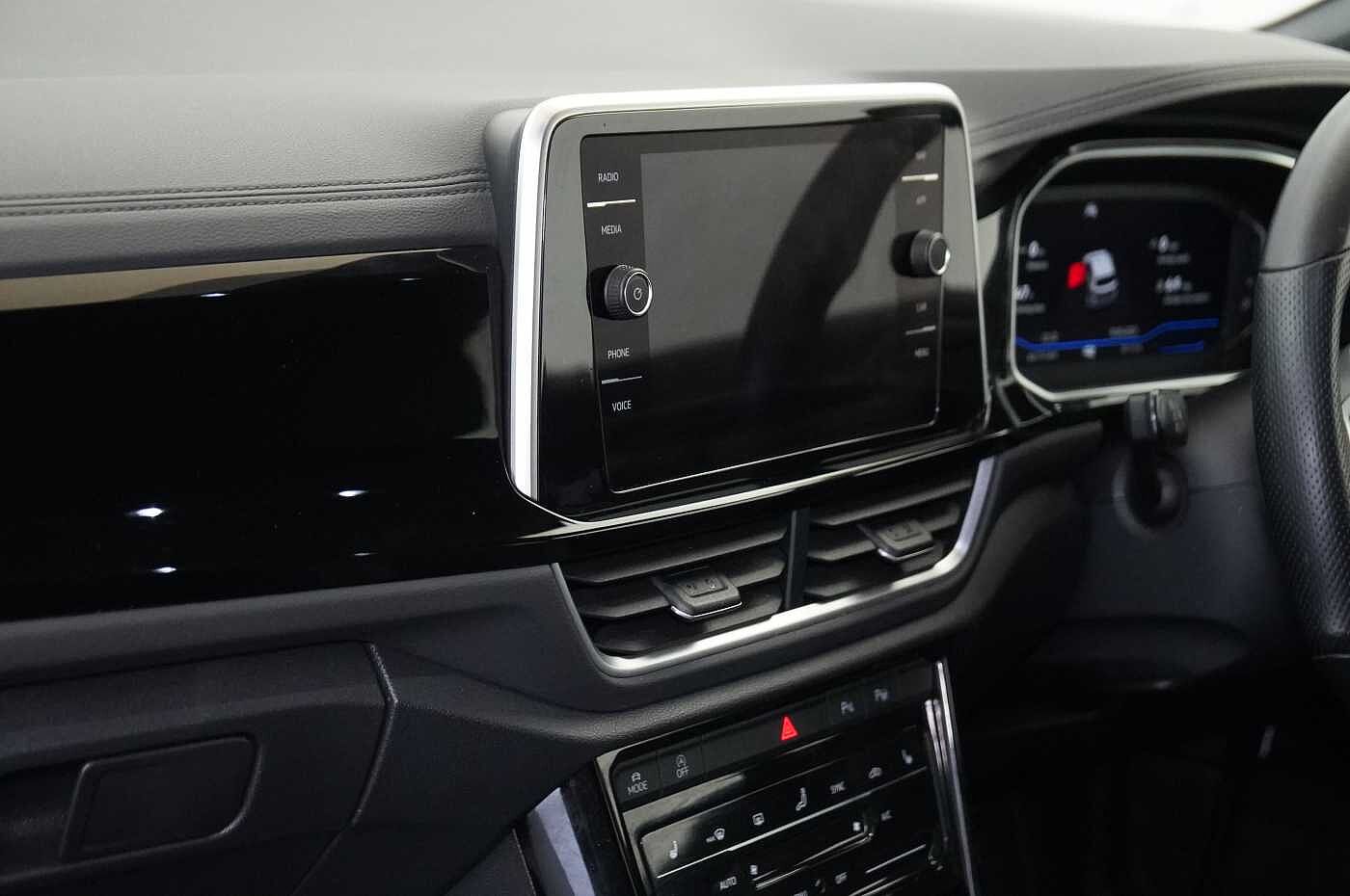 Volkswagen T-ROC Mark 1 Facelift (2022) 1.5 TSI R-Line 150PS