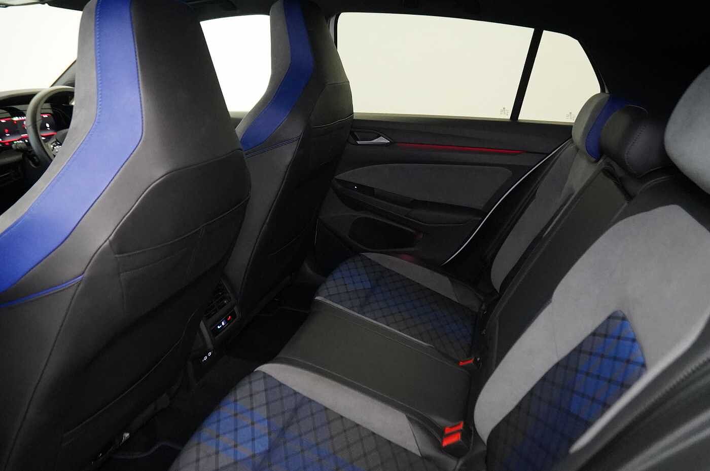 Volkswagen Golf R MK8 2.0 TSI 4Motion 320PS DSG 5 Dr