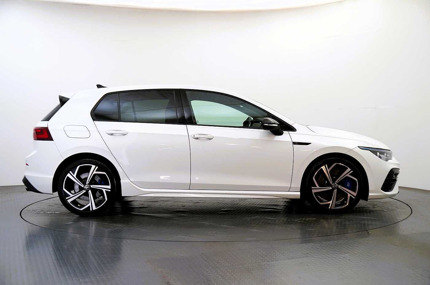 Volkswagen Golf R MK8 2.0 TSI 4Motion 320PS DSG 5 Dr